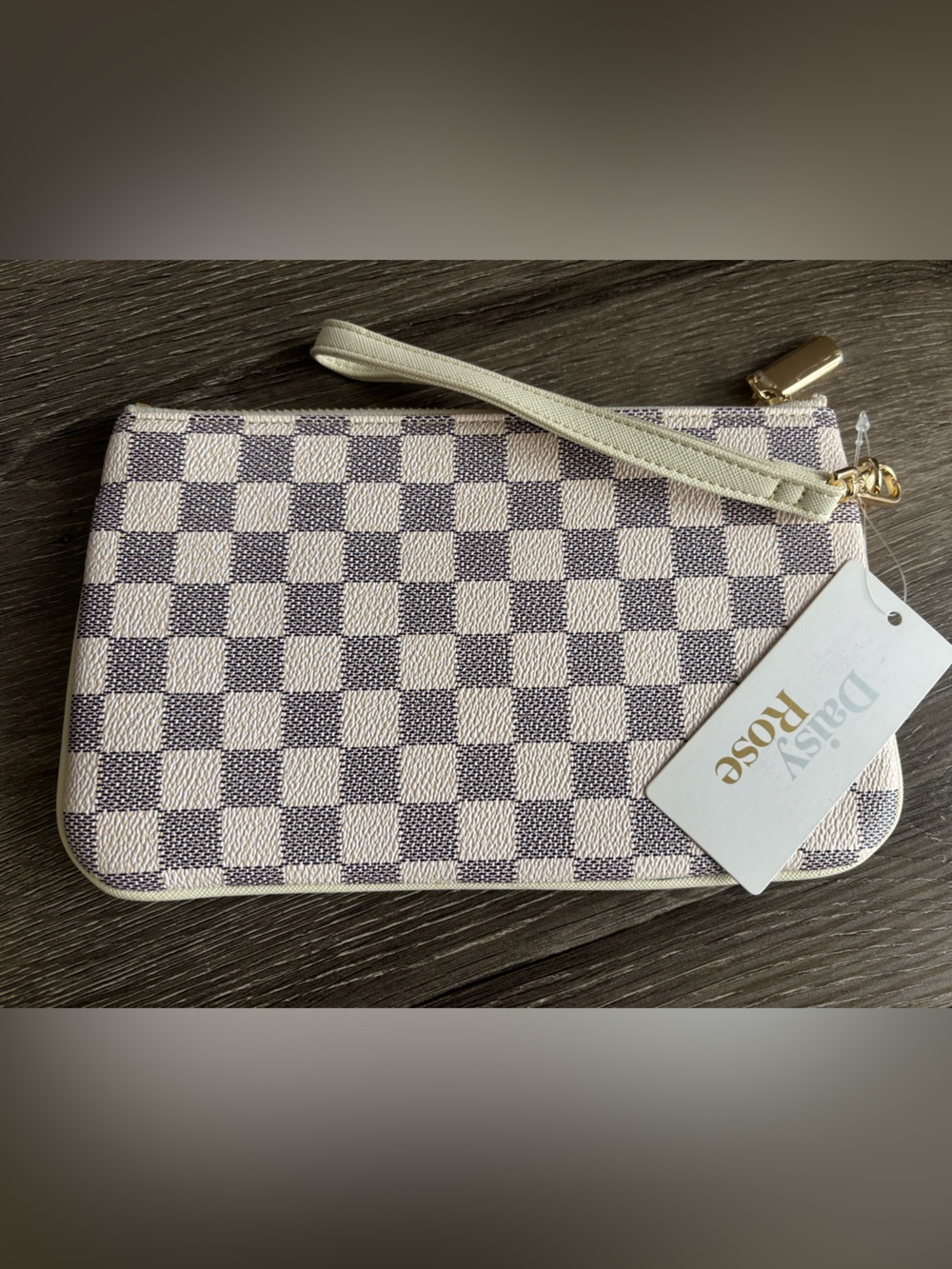 Daisy Rose Checkered Wristlet NWT